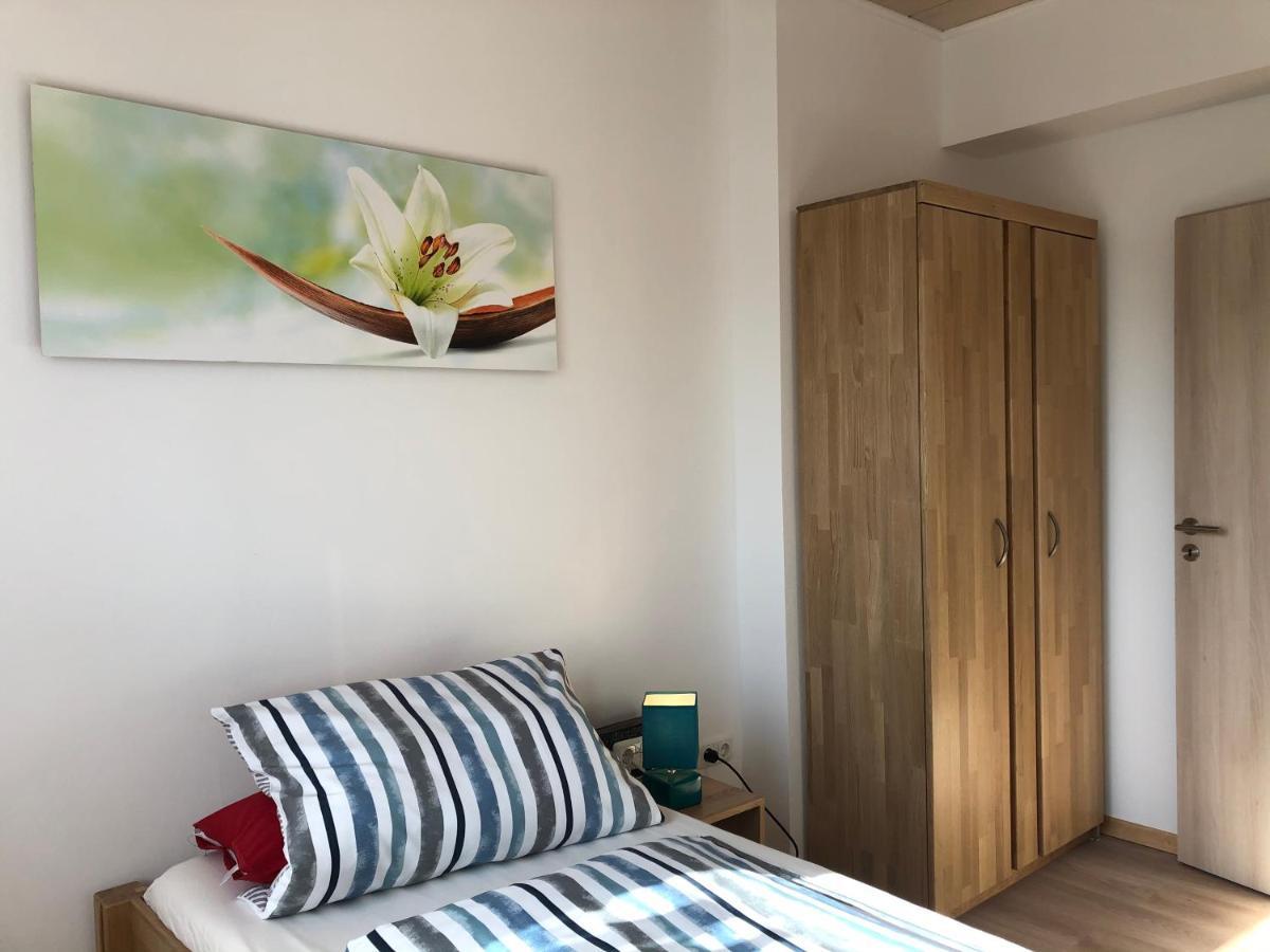Schlafen Zuhause Monteur Und *