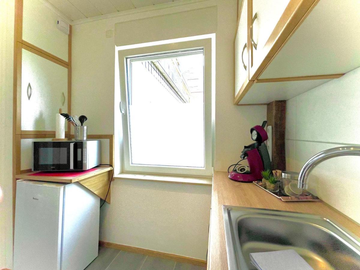 Apartment Schlafen Zuhause Monteur Und