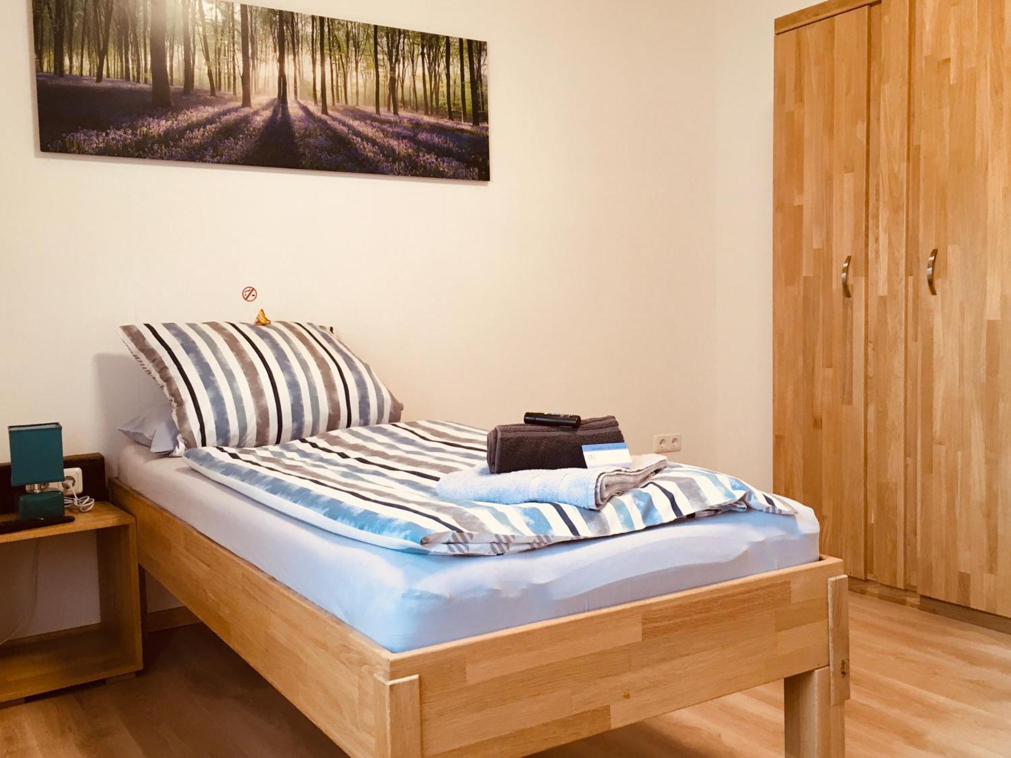 Schlafen Zuhause Monteur Und *